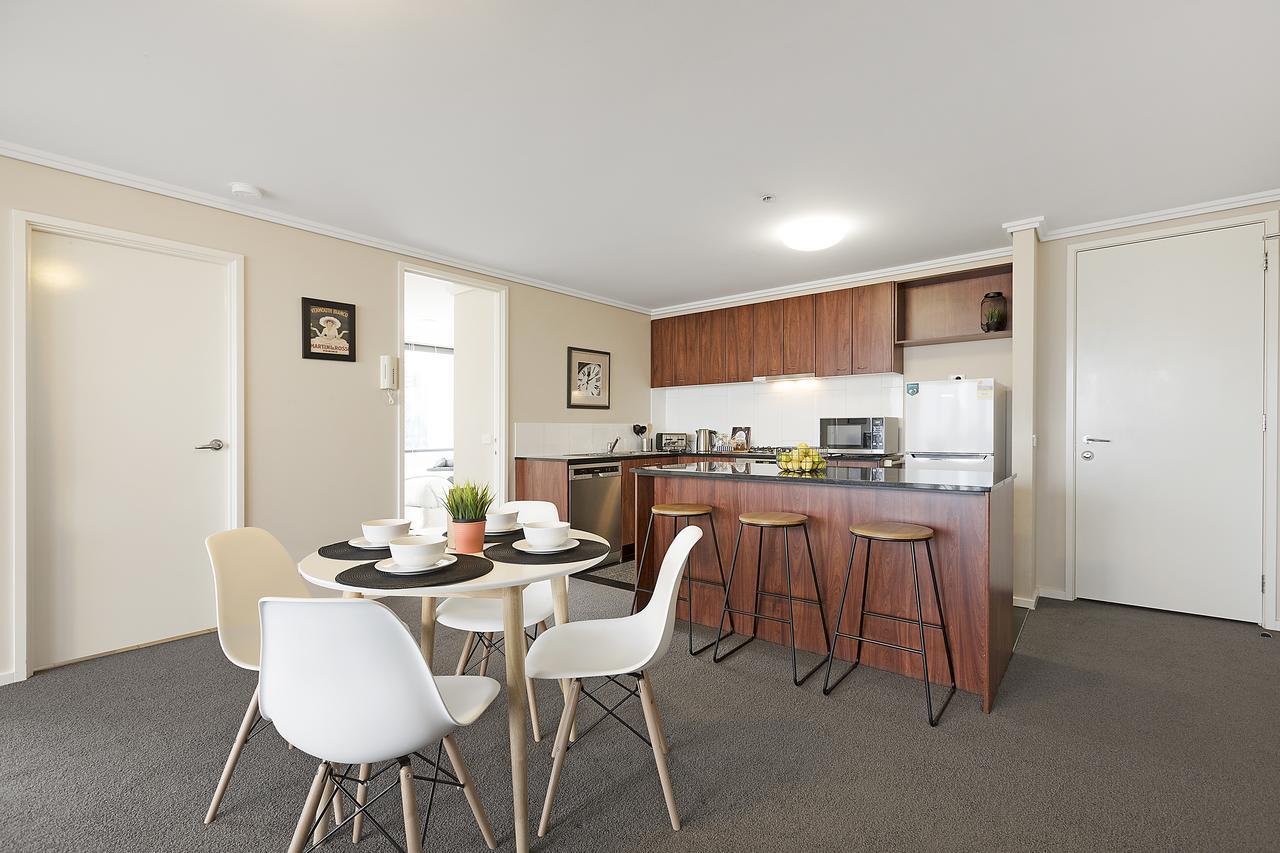 Complete Host Southpoint Apartments Мелбърн Екстериор снимка